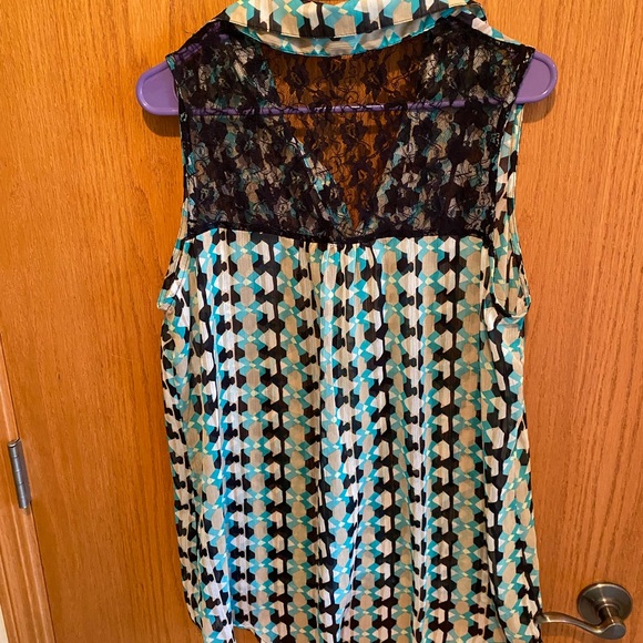 Zac & Rachel EUC Women’s Sleeveless Top - Picture 4 of 6